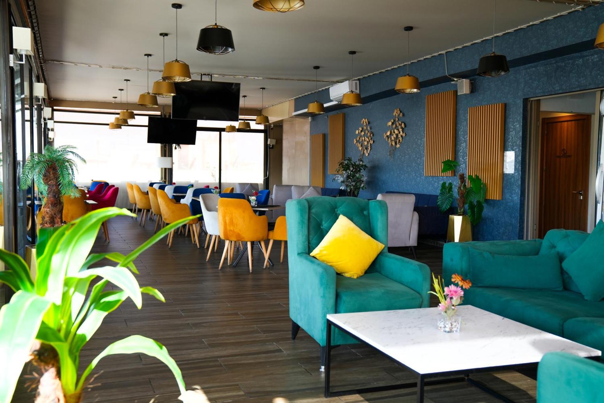 First Suites Hotel Рабат Екстериор снимка