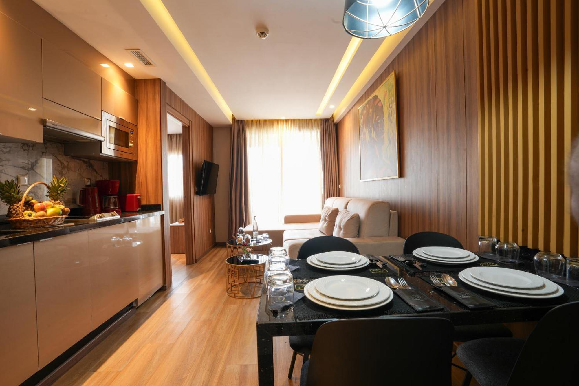 First Suites Hotel Рабат Екстериор снимка