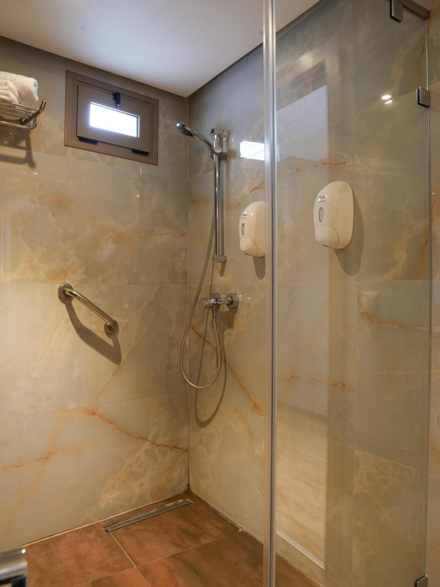 First Suites Hotel Рабат Екстериор снимка