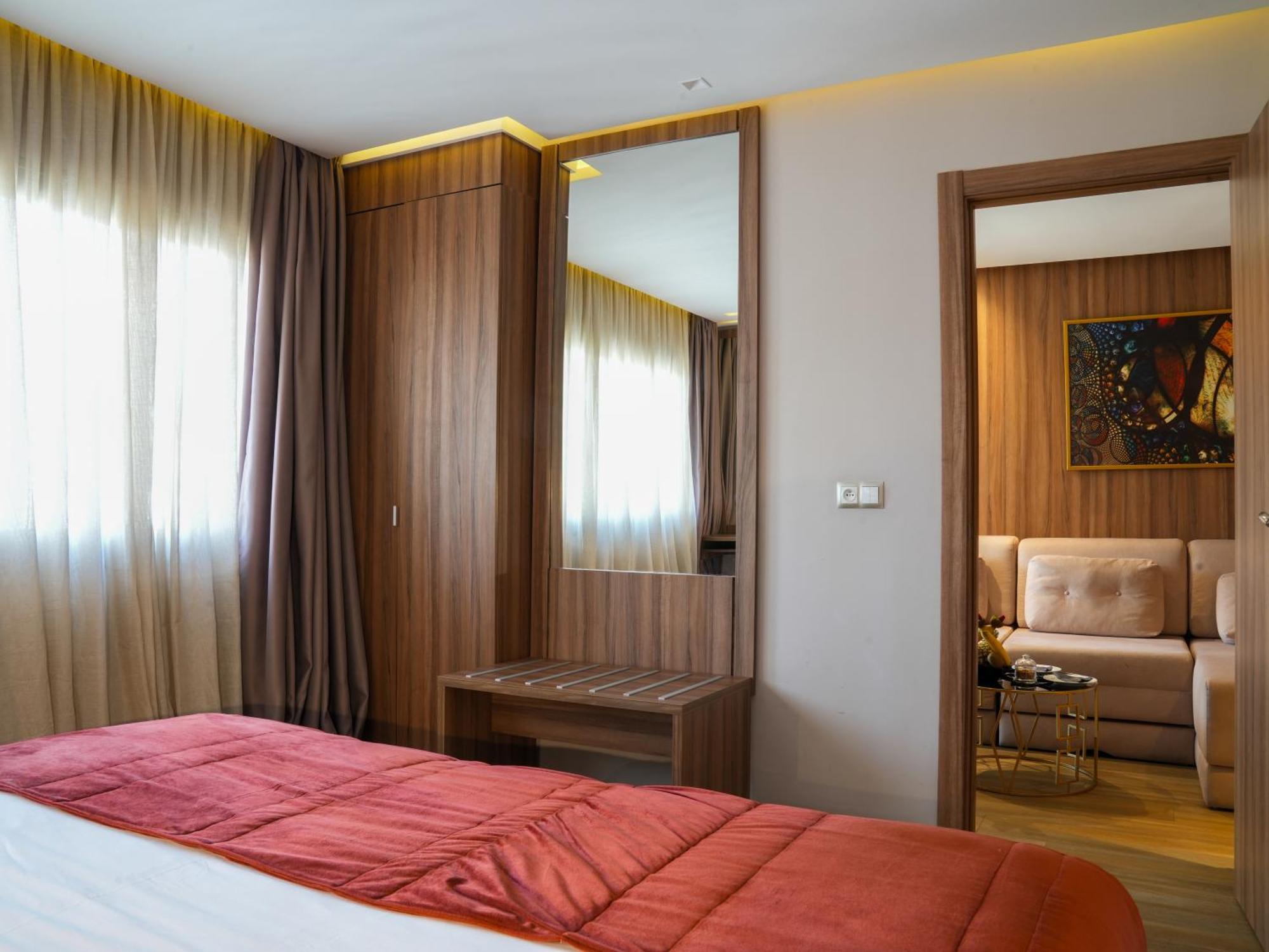 First Suites Hotel Рабат Екстериор снимка
