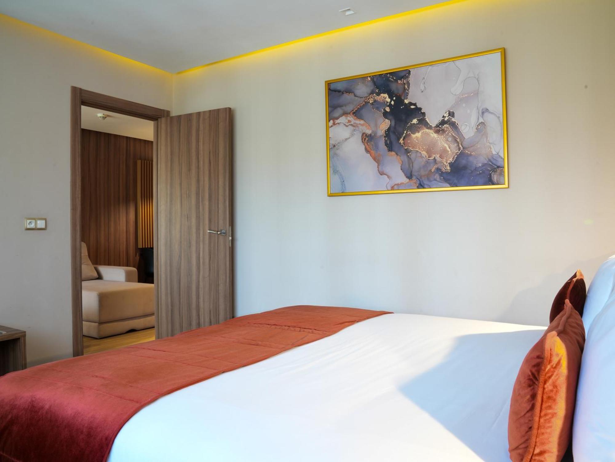 First Suites Hotel Рабат Екстериор снимка