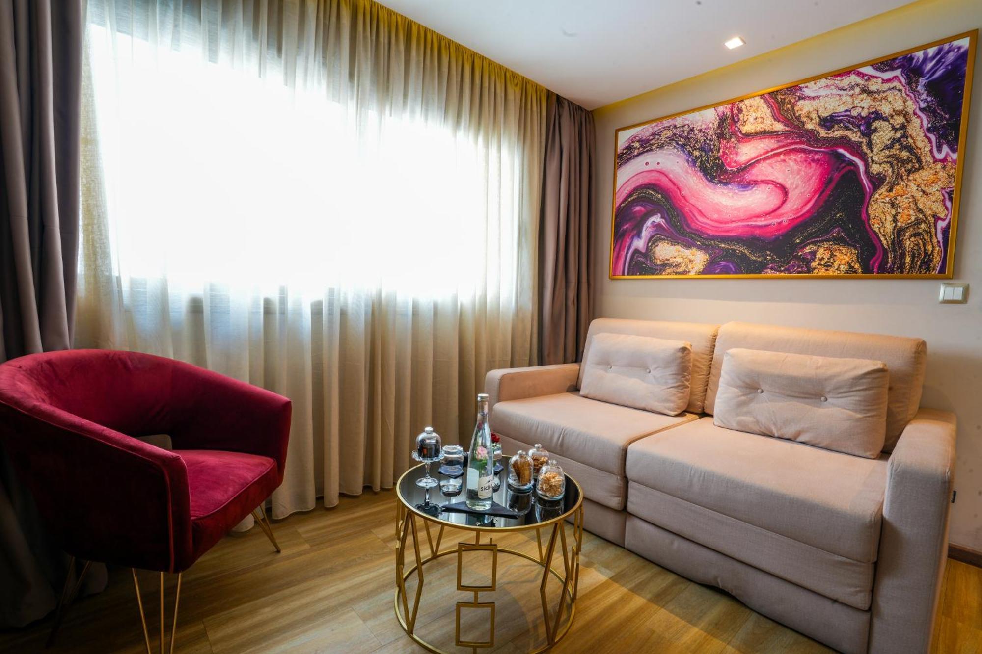 First Suites Hotel Рабат Екстериор снимка