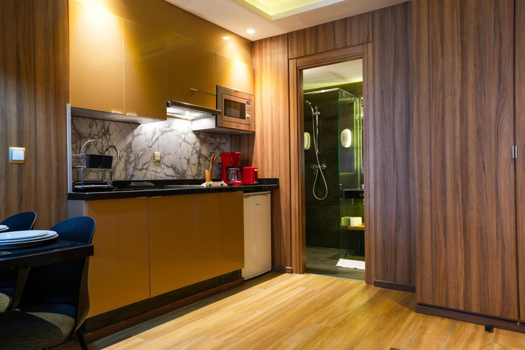 First Suites Hotel Рабат Екстериор снимка